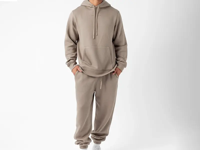 Webbing used hoodies and pants